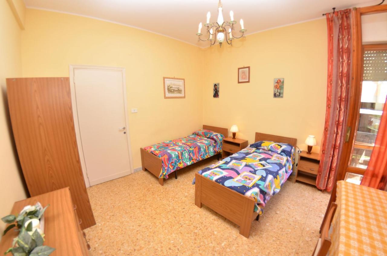 Carnevale Apartment Viareggio Exterior photo
